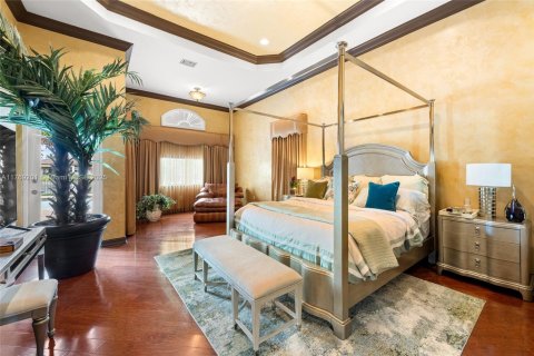 House in Davie, Florida 7 bedrooms, 418.62 sq.m. № 2046068 - photo 24