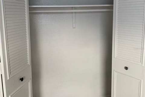 Condominio en alquiler en Winter Haven, Florida, 2 dormitorios, 106.65 m2 № 1910708 - foto 11