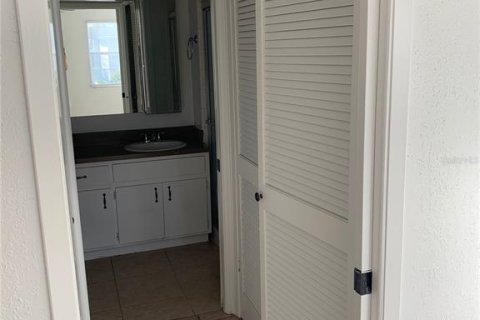 Condominio en alquiler en Winter Haven, Florida, 2 dormitorios, 106.65 m2 № 1910708 - foto 14