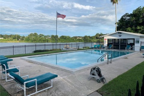 Condominio en alquiler en Winter Haven, Florida, 2 dormitorios, 106.65 m2 № 1910708 - foto 18