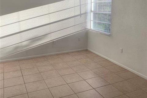 Condominio en alquiler en Winter Haven, Florida, 2 dormitorios, 106.65 m2 № 1910708 - foto 13