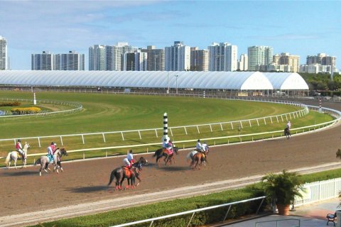 Condo in Hallandale Beach, Florida, 3 bedrooms  № 1935336 - photo 25