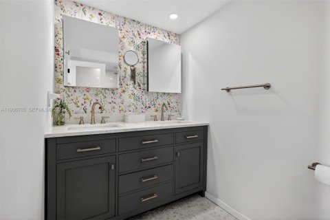 Copropriété à vendre à Coral Gables, Floride: 2 chambres, 89.19 m2 № 1994638 - photo 20