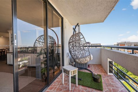 Copropriété à vendre à Coral Gables, Floride: 2 chambres, 89.19 m2 № 1994638 - photo 25