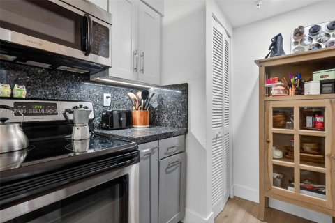 Copropriété à vendre à Coral Gables, Floride: 2 chambres, 89.19 m2 № 1994638 - photo 13