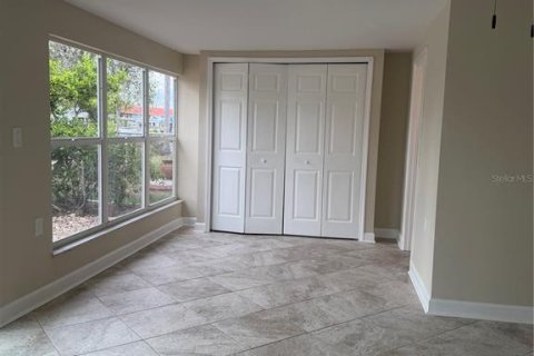 House in Hudson, Florida 3 bedrooms, 140.47 sq.m. № 2132431 - photo 10