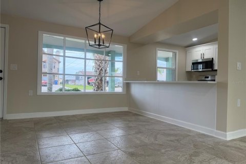 House in Hudson, Florida 3 bedrooms, 140.47 sq.m. № 2132431 - photo 6