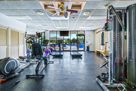 Condo in Aventura, Florida, 2 bedrooms  № 1930136 - photo 7