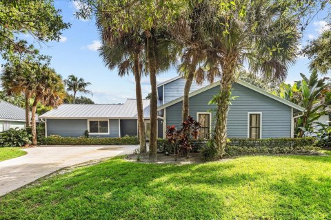 House in Jupiter, Florida 4 bedrooms, 235.04 sq.m. № 2365208