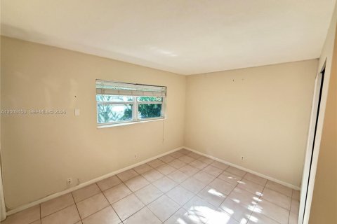 Снять в аренду кондоминиум в Форт-Лодердейл, Флорида 1 спальня, 44.59м2, № 2066718 - фото 6