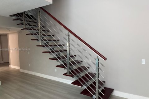 Снять в аренду кондоминиум в Майами, Флорида 2 спальни, 117.71м2, № 2014207 - фото 10