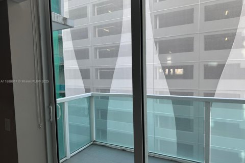 Снять в аренду кондоминиум в Майами, Флорида 2 спальни, 117.71м2, № 2014207 - фото 15