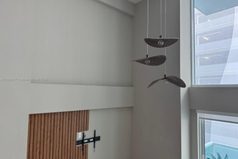 Снять в аренду кондоминиум в Майами, Флорида 2 спальни, 117.71м2, № 2014207 - фото 25