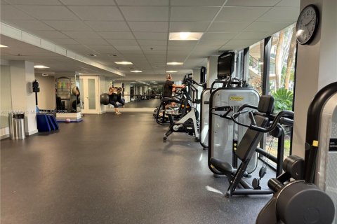 Condominio en alquiler en Miami, Florida, 1 dormitorio, 65.03 m2 № 1957032 - foto 30