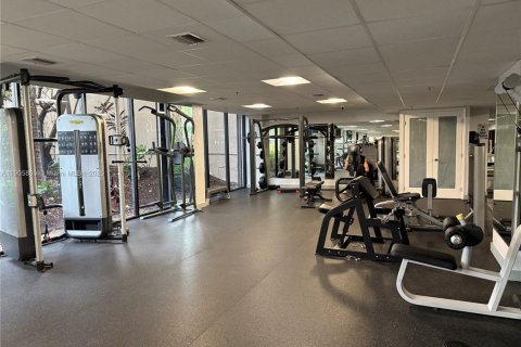 Condominio en alquiler en Miami, Florida, 1 dormitorio, 65.03 m2 № 1957032 - foto 27