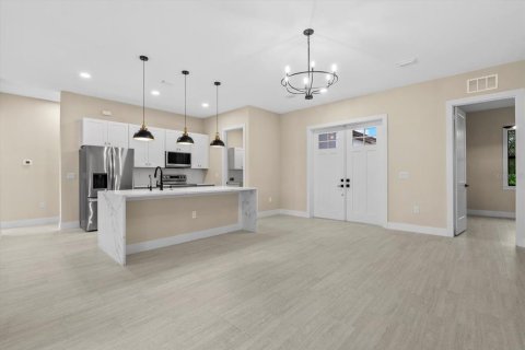 Villa ou maison à vendre à Port Charlotte, Floride: 3 chambres, 156.91 m2 № 1873587 - photo 23