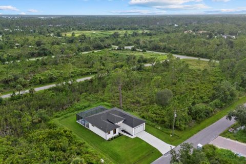 Villa ou maison à vendre à Port Charlotte, Floride: 3 chambres, 156.91 m2 № 1873587 - photo 5