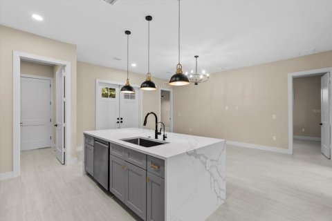 Villa ou maison à vendre à Port Charlotte, Floride: 3 chambres, 156.91 m2 № 1873587 - photo 27