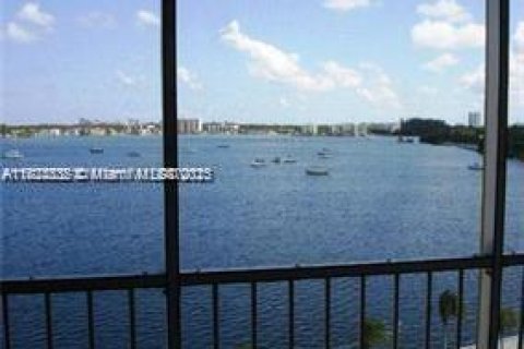 Купить кондоминиум в Авентура, Флорида 1 спальня, 71.35м2, № 1788886 - фото 22