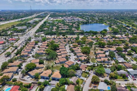 Copropriété à louer à Delray Beach, Floride: 2 chambres, 78.41 m2 № 2432533 - photo 9