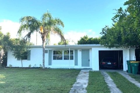 House in Port Charlotte, Florida 2 bedrooms, 73.58 sq.m. № 1829940 - photo 23