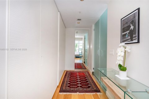 Copropriété à louer à Miami Beach, Floride: 2 chambres, 103.68 m2 № 2079893 - photo 12
