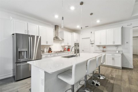 House in Land O' Lakes, Florida 4 bedrooms, 201.69 sq.m. № 1817545 - photo 23