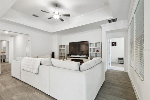 House in Land O' Lakes, Florida 4 bedrooms, 201.69 sq.m. № 1817545 - photo 29