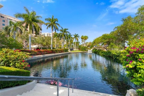 Condo in Saint Petersburg, Florida, 2 bedrooms  № 1898728 - photo 4