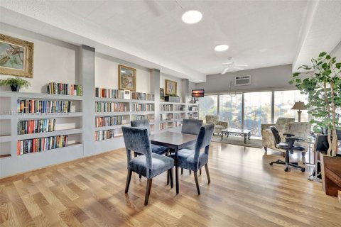 Condominio en venta en Fort Lauderdale, Florida, 1 dormitorio, 72.56 m2 № 1777566 - foto 28