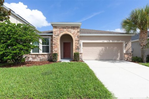 Casa en Apopka, Florida 3 dormitorios, 170.85 m2 № 2380727
