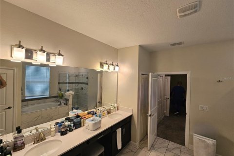 Casa en venta en Four Corners, Florida, 4 dormitorios, 317.63 m2 № 1886784 - foto 16