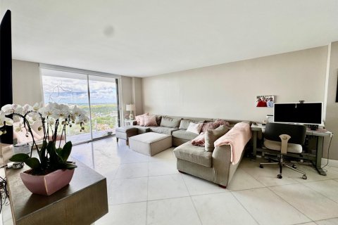 Copropriété à vendre à Miami Beach, Floride: 2 chambres, 129.41 m2 № 1924088 - photo 1