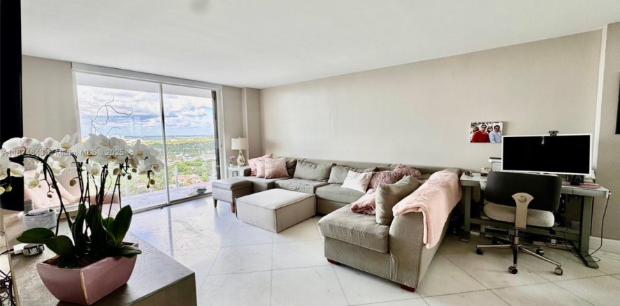 Condo à Miami Beach, Floride, 2 chambres  № 1924088