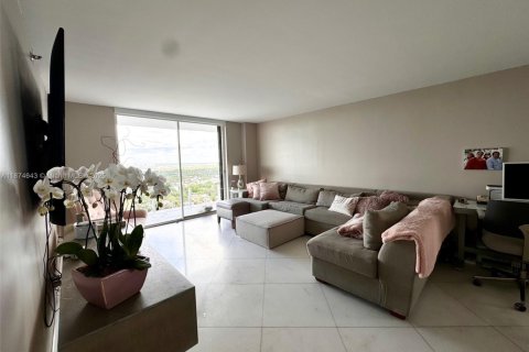 Copropriété à vendre à Miami Beach, Floride: 2 chambres, 129.41 m2 № 1924088 - photo 13