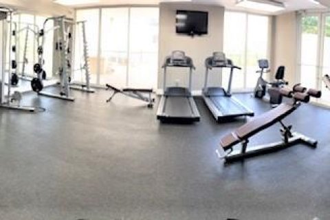 Condominio en alquiler en Coral Gables, Florida, 2 dormitorios, 90.12 m2 № 1941384 - foto 8