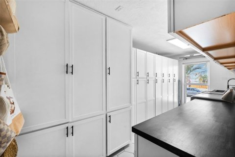 Casa en venta en Dunedin, Florida, 9 dormitorios, 598.01 m2 № 2104811 - foto 24