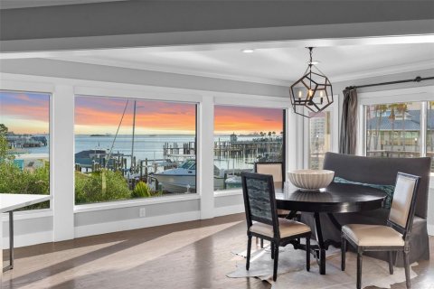 Casa en venta en Dunedin, Florida, 9 dormitorios, 598.01 m2 № 2104811 - foto 5