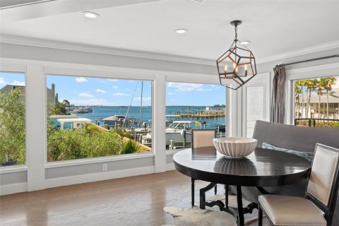 Casa en venta en Dunedin, Florida, 9 dormitorios, 598.01 m2 № 2104811 - foto 4