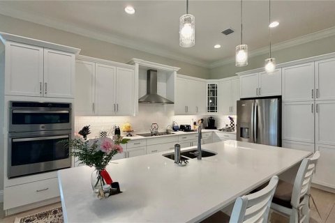 House in Vero Beach, Florida 3 bedrooms, 181.9 sq.m. № 2345167 - photo 12