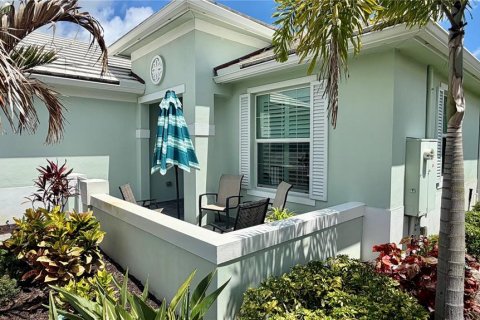 House in Vero Beach, Florida 3 bedrooms, 181.9 sq.m. № 2345167 - photo 6