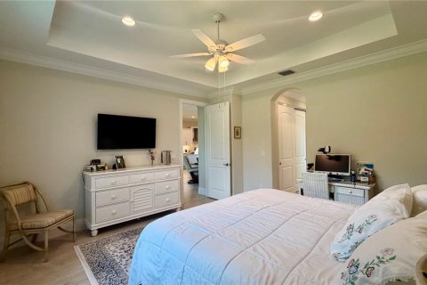 House in Vero Beach, Florida 3 bedrooms, 181.9 sq.m. № 2345167 - photo 26