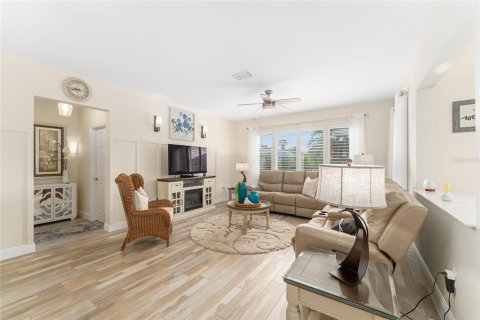 House in Summerfield, Florida 2 bedrooms, 146.32 sq.m. № 1798156 - photo 6