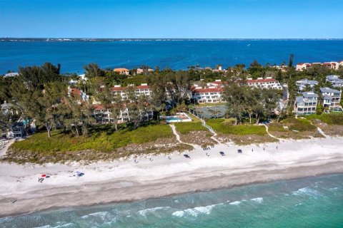 Condo in Longboat Key, Florida, 2 bedrooms № 2145171 - photo 30