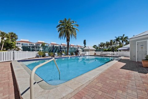 Condo in Longboat Key, Florida, 2 bedrooms № 2145171 - photo 19