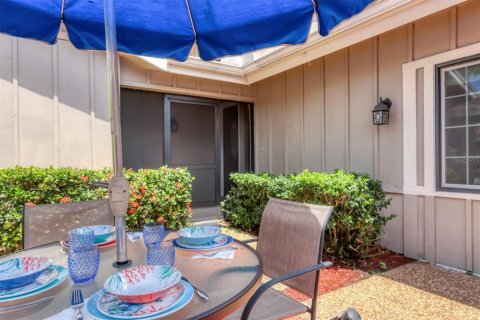 Touwnhouse à vendre à Sarasota, Floride: 3 chambres, 197.32 m2 № 1884041 - photo 13