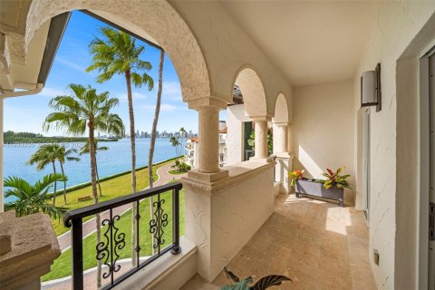 Copropriété à vendre à Miami Beach, Floride: 2 chambres, 177.63 m2 № 1989835 - photo 25