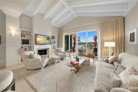 Copropriété à vendre à Miami Beach, Floride: 2 chambres, 177.63 m2 № 1989835 - photo 5