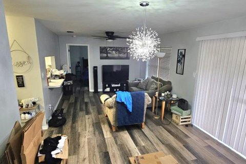 Casa en venta en Apopka, Florida, 3 dormitorios, 105.82 m2 № 1905777 - foto 12