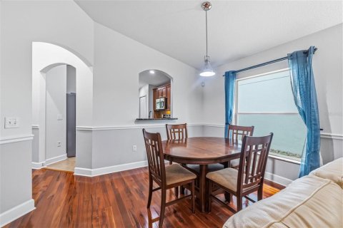 Casa en venta en Tampa, Florida, 4 dormitorios, 137.96 m2 № 2259549 - foto 9